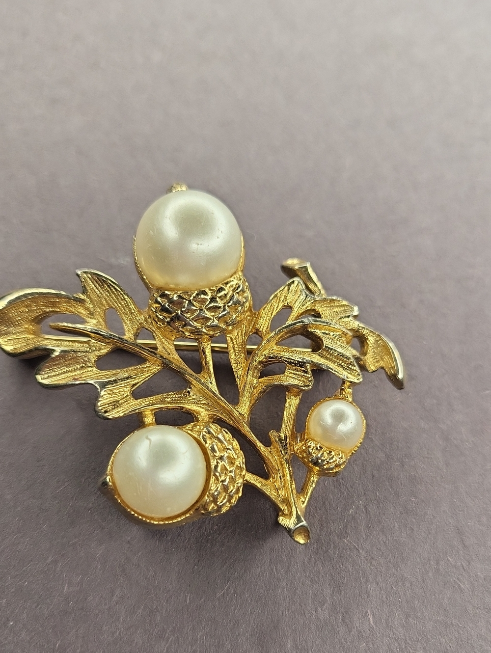 Avon Gold-Tone Pearl Acorn Leaf Brooch